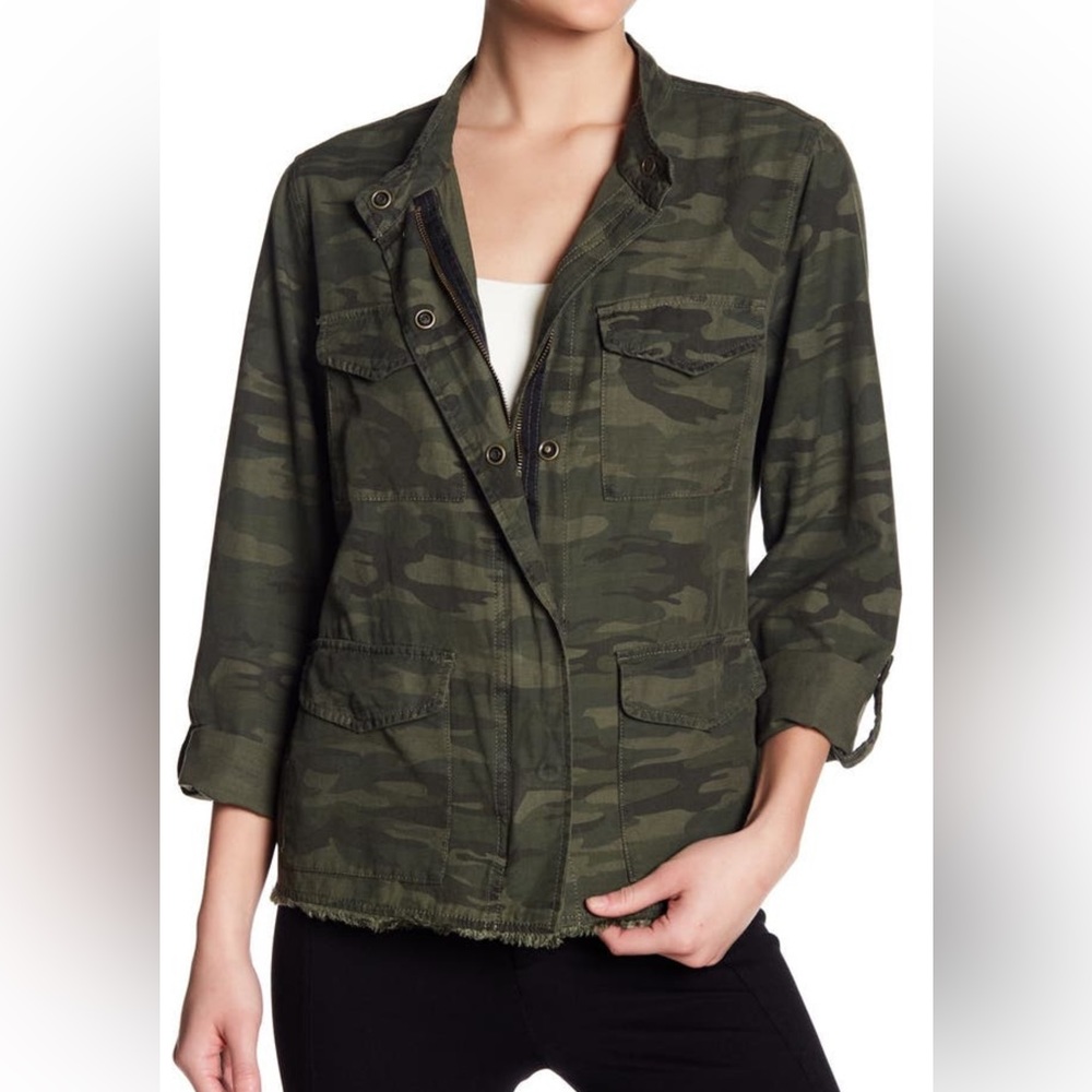 Sanctuary Camo Jacket. Frayed edge. Medium.
